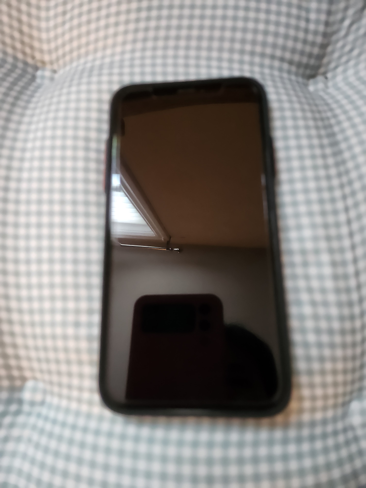 Iphone XR 64gb 80% Battery image indicator(3)