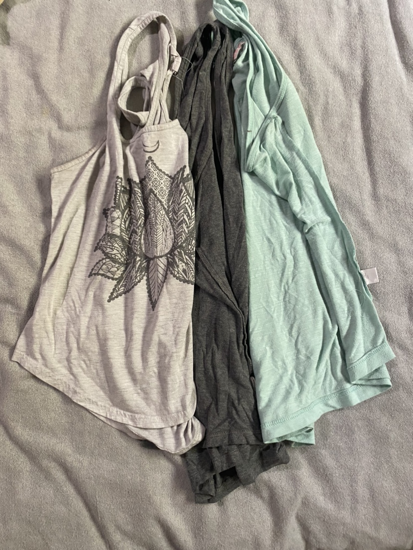 Women’s tank tops