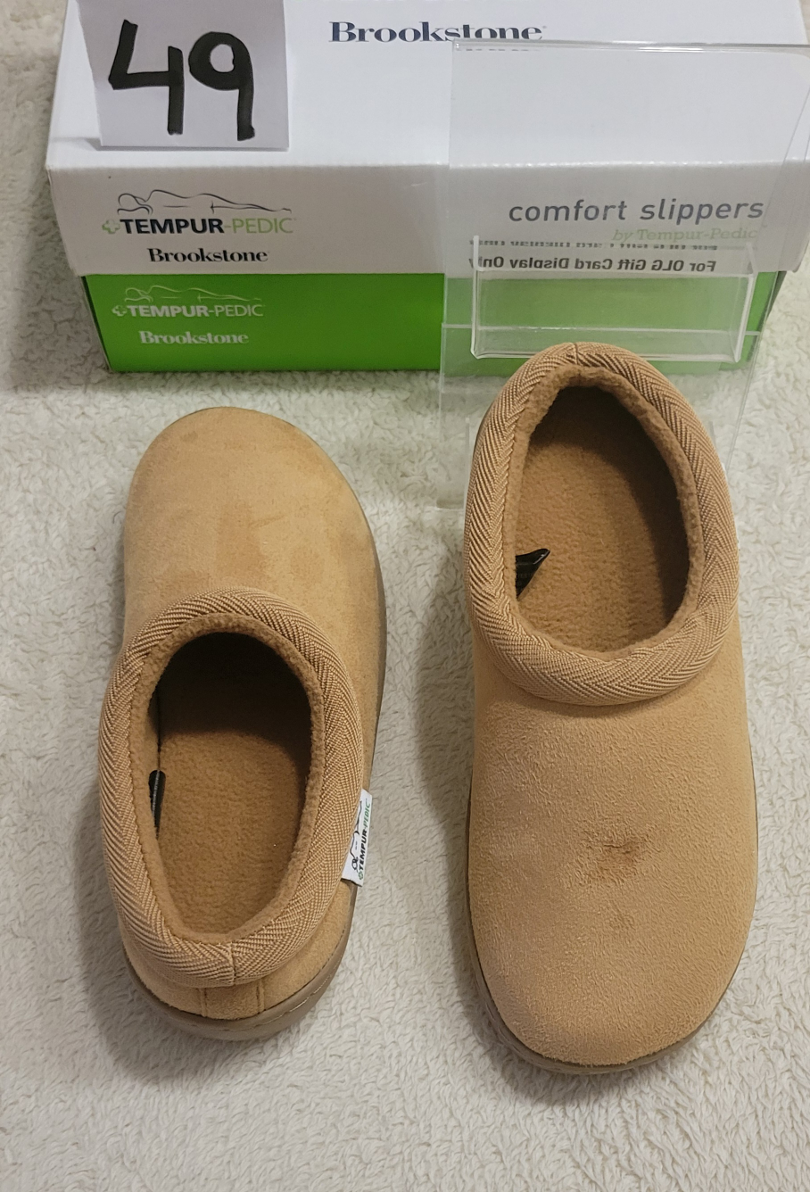 Comfort Slippers by Tempur- Pedic. Brookstone image indicator(2)
