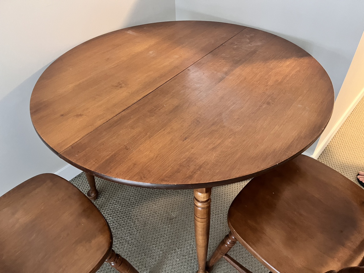 Table and 2 chairs #freecycle - photo 5