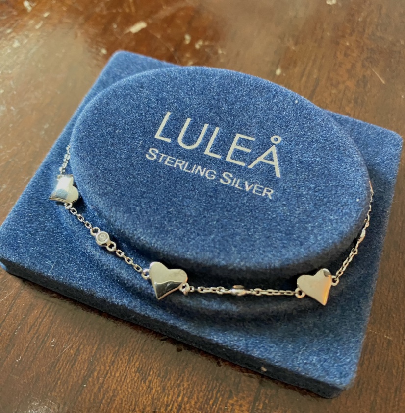 Lulea 925 Sterling Silver Heart Bracelet NEW image indicator(2)