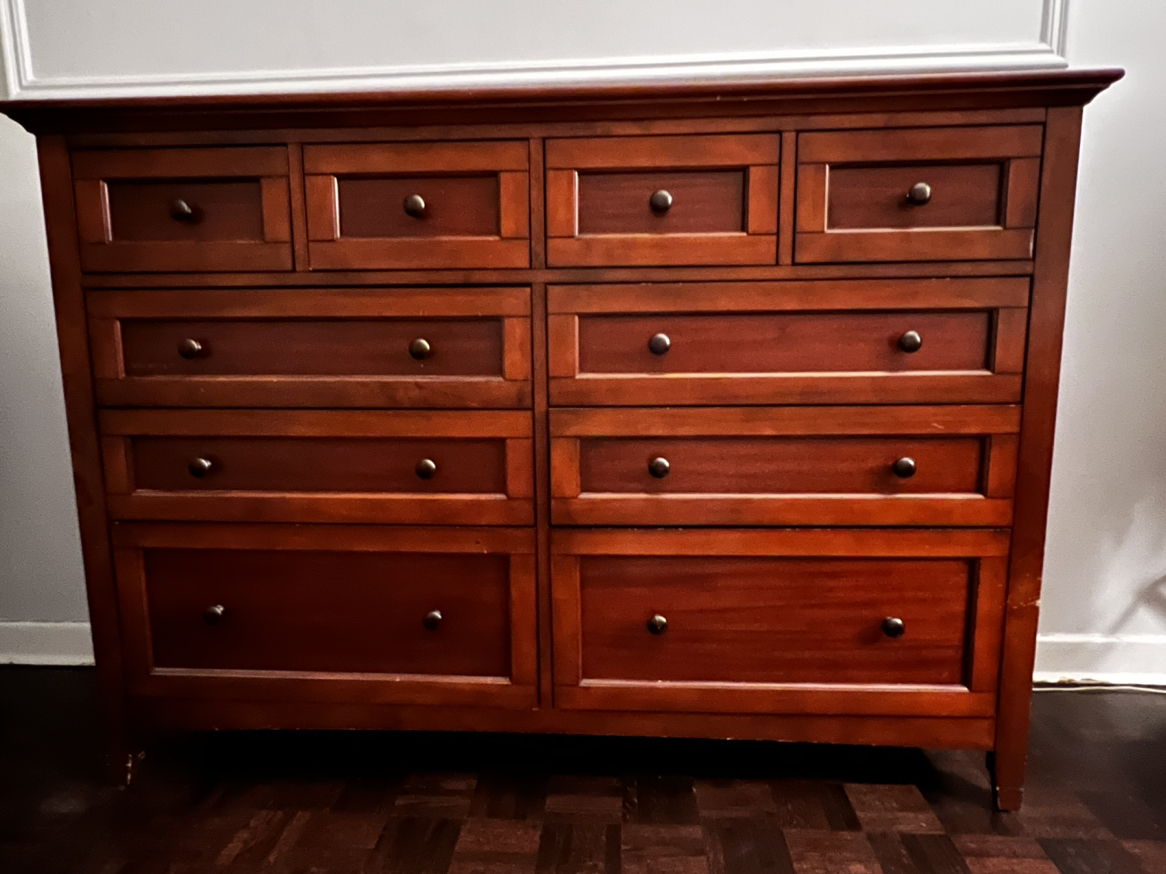 Hardwood dresser - photo 4