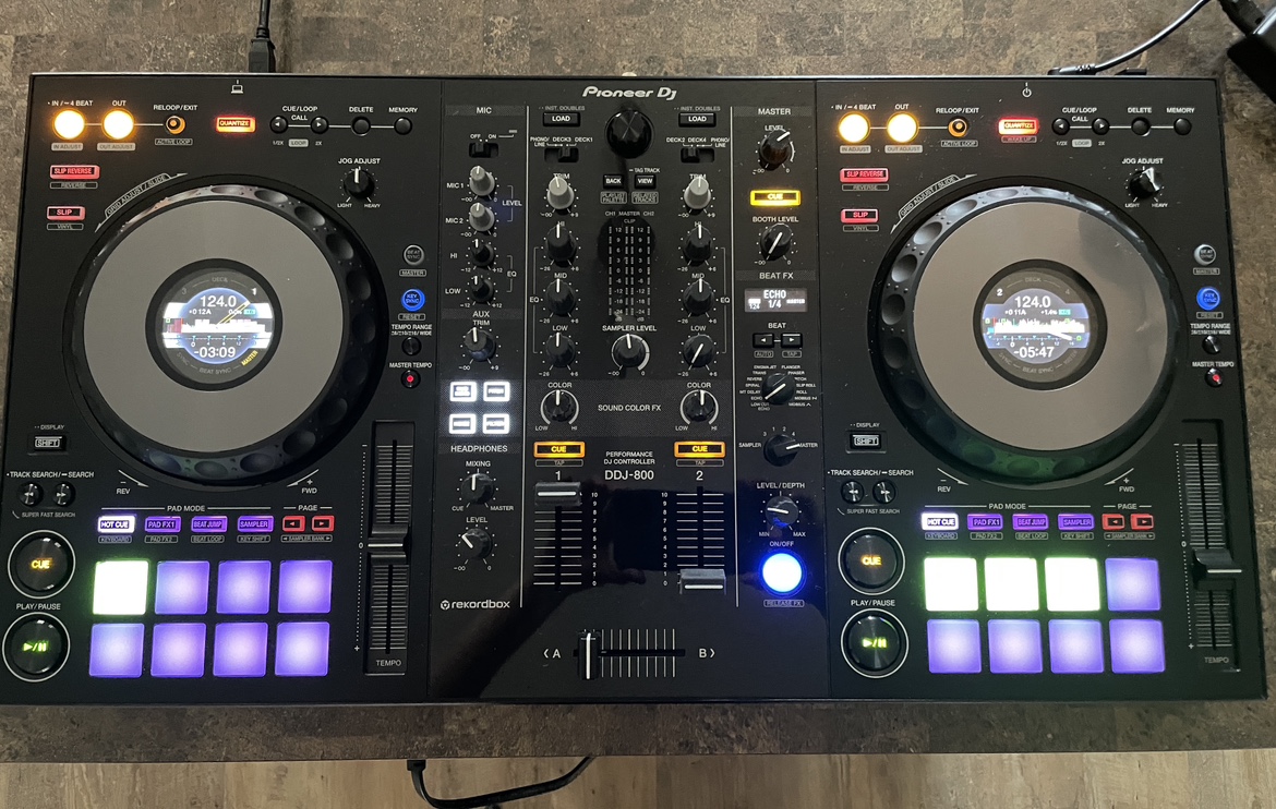 Pioneer DDJ 800 2-channel Rekordbox Controller - photo 2