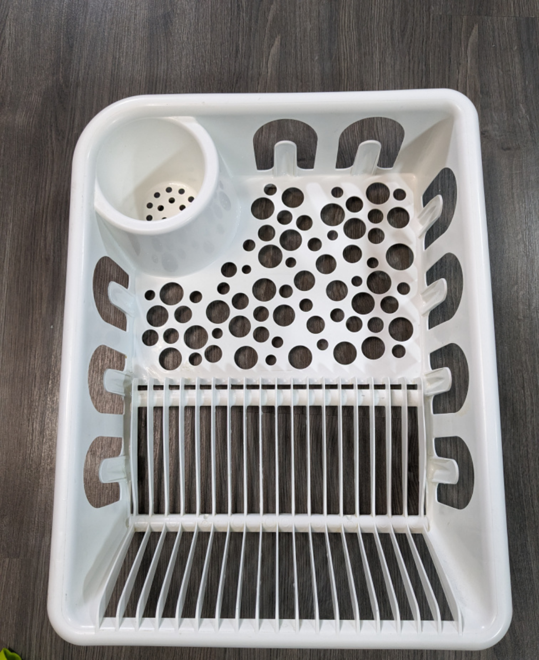 Dish drying rack and drainer