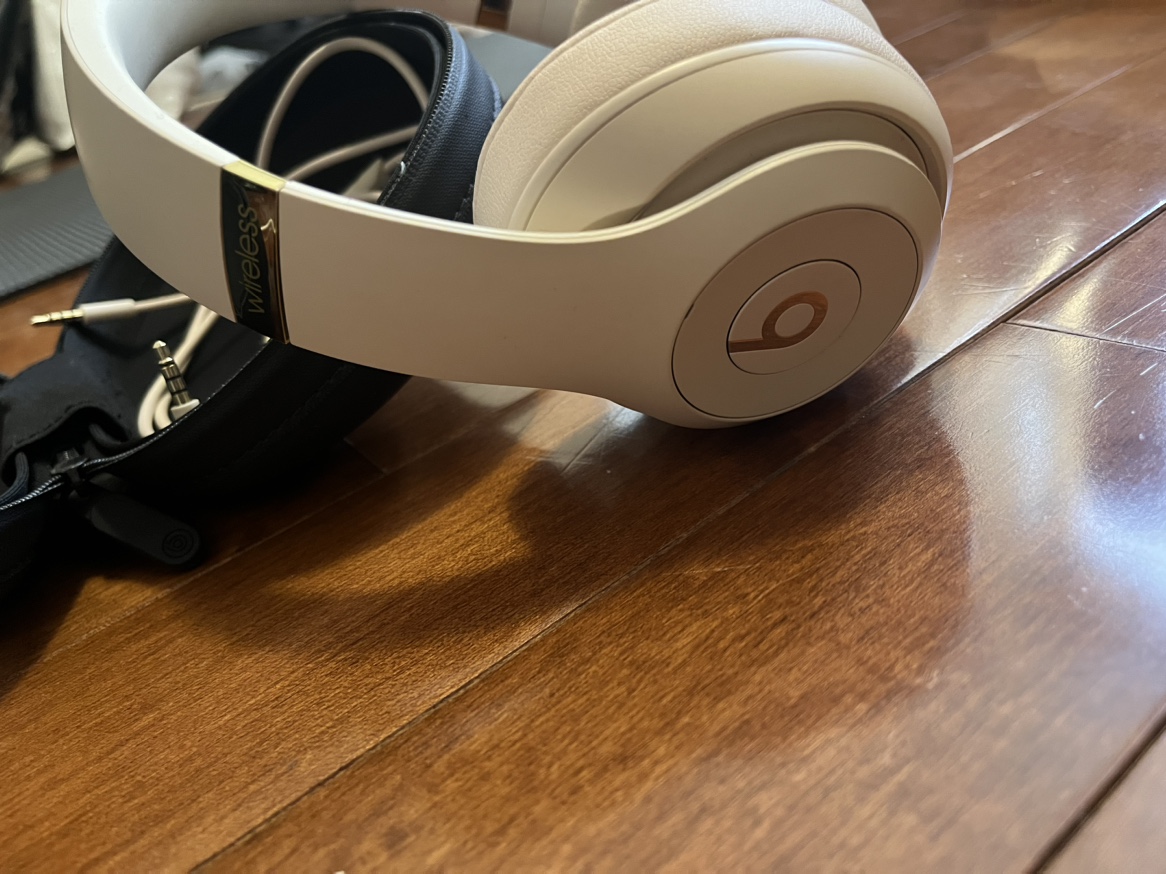 beats studio3 wireless porcelain rose used - photo 2