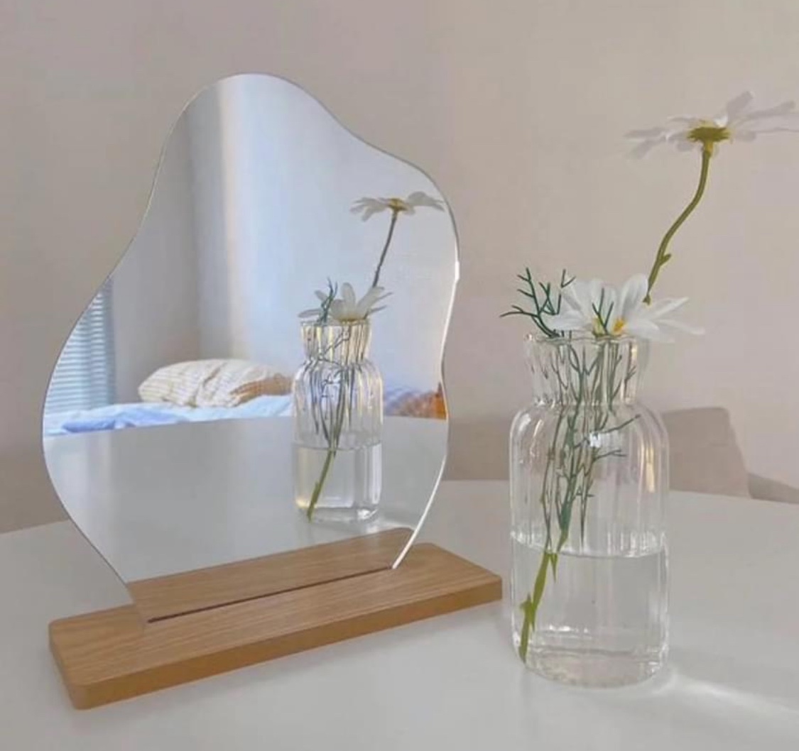 Decorative mirror