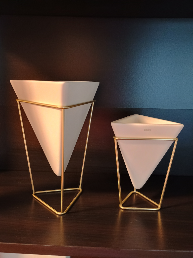 umbra decorative pots
