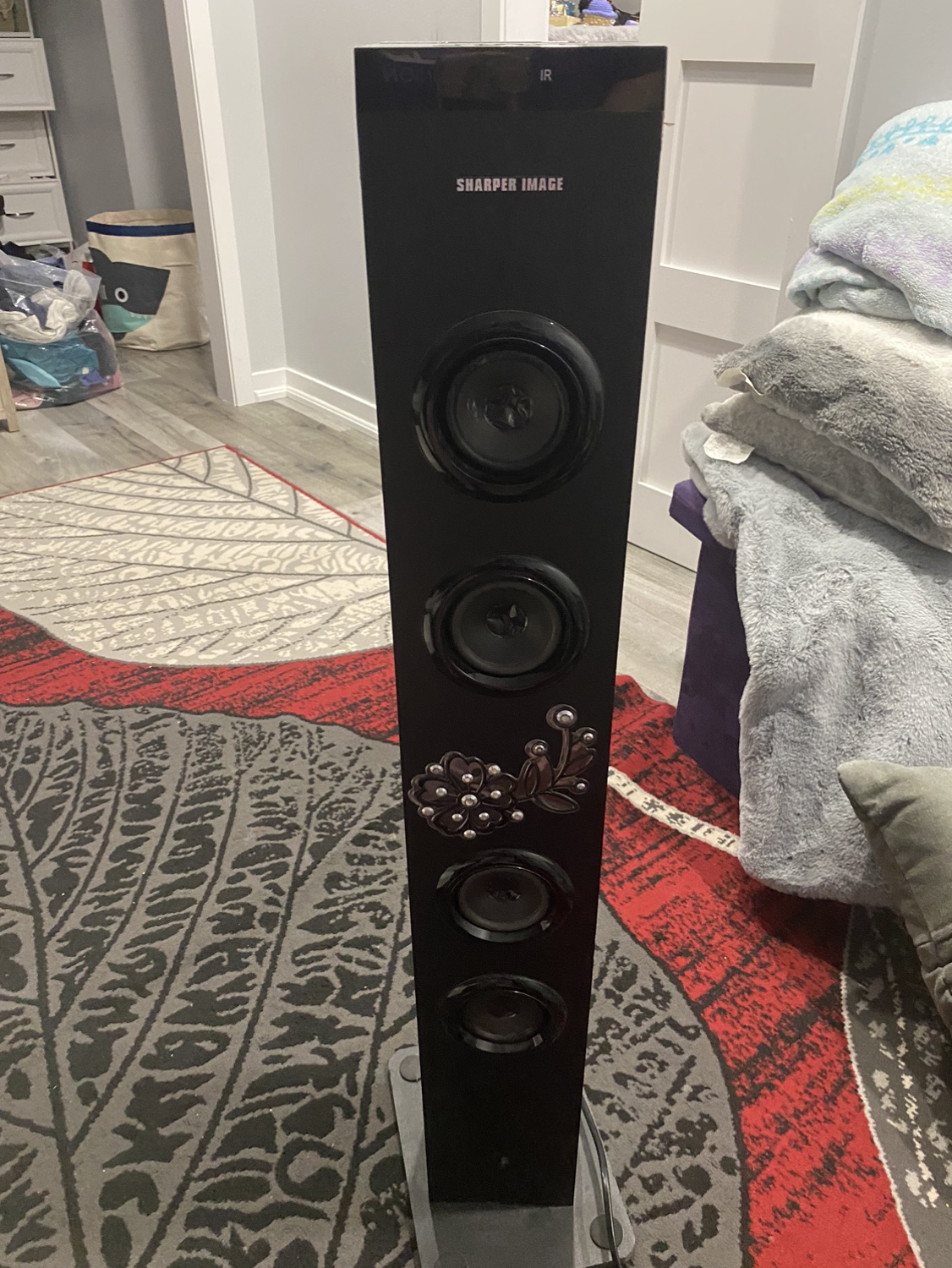 Long stand speaker
