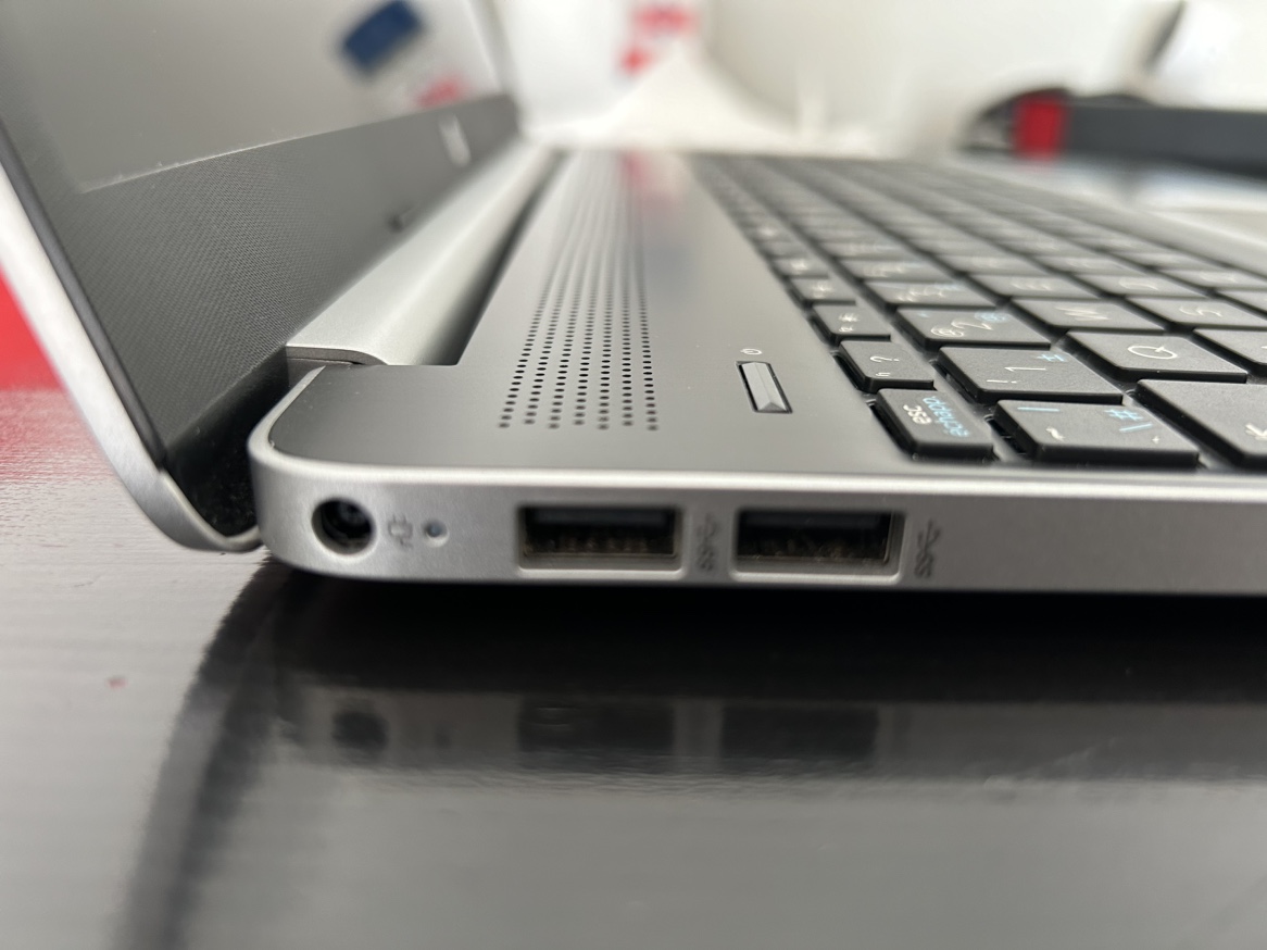 Hp 15 inch laptop image indicator(4)