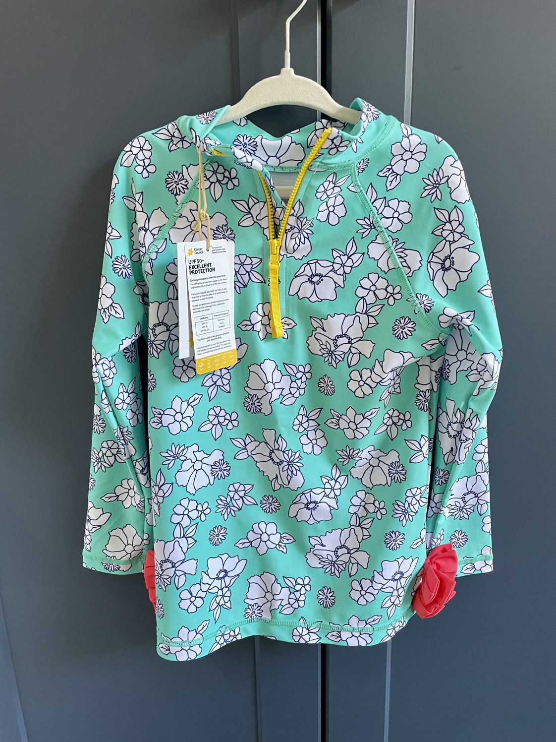 UPF 50+ kid’s rash guard (size 4) thumbnail