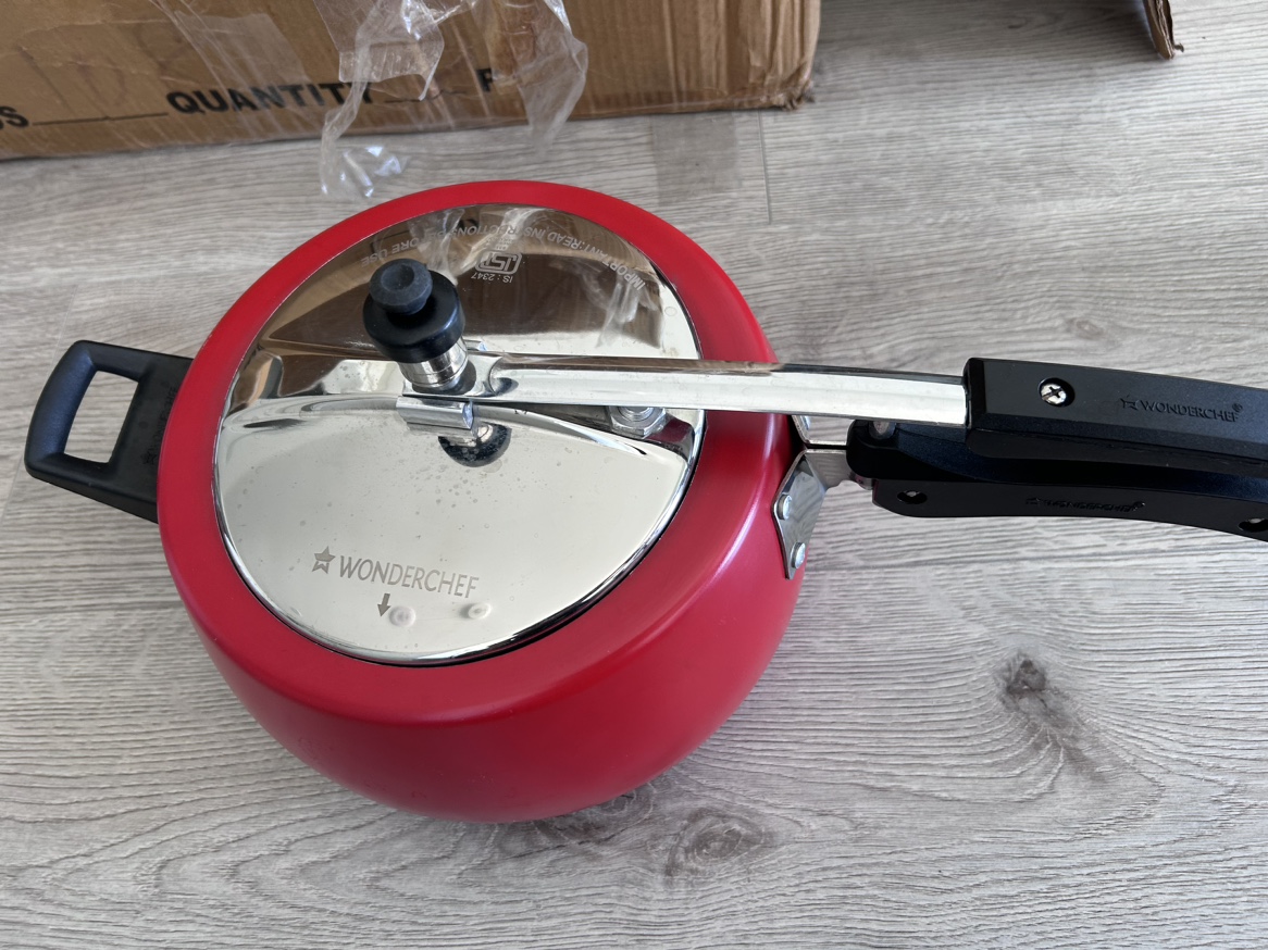 Wonderchef pressure cooker - photo 2