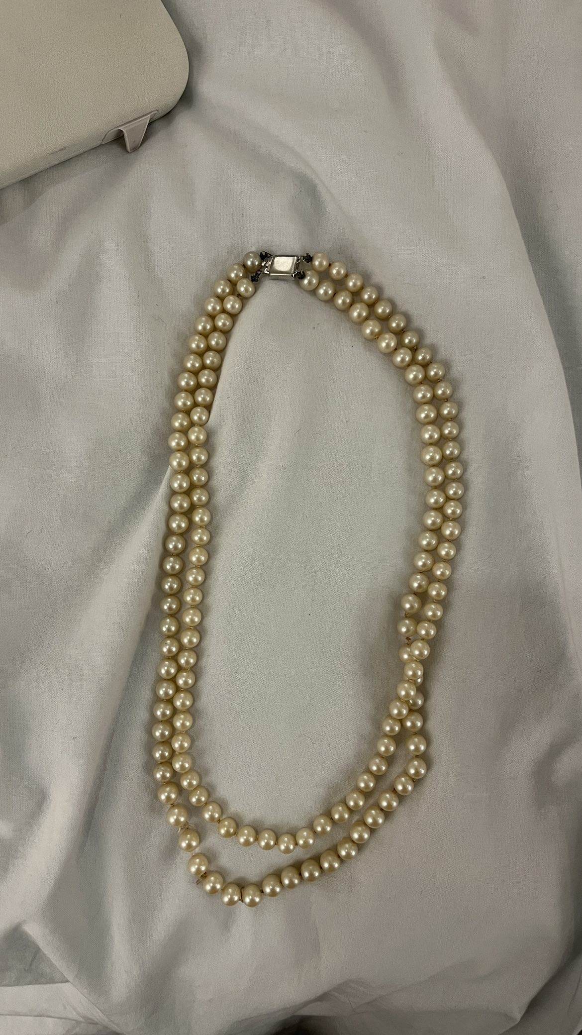 $750 Cultured pearl necklace - photo 2