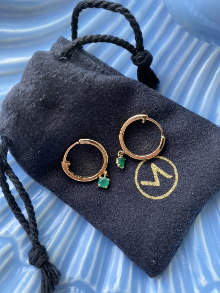 Mejuri Gold Vermeil Huggies image indicator(2)