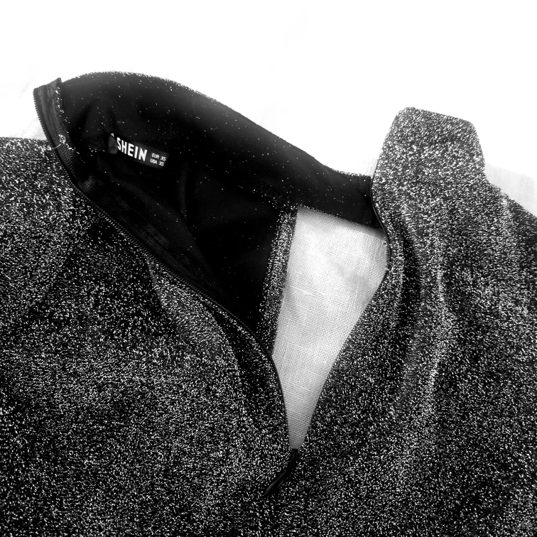 Black Party Dress with Silver Shimmer XS image indicator(4)