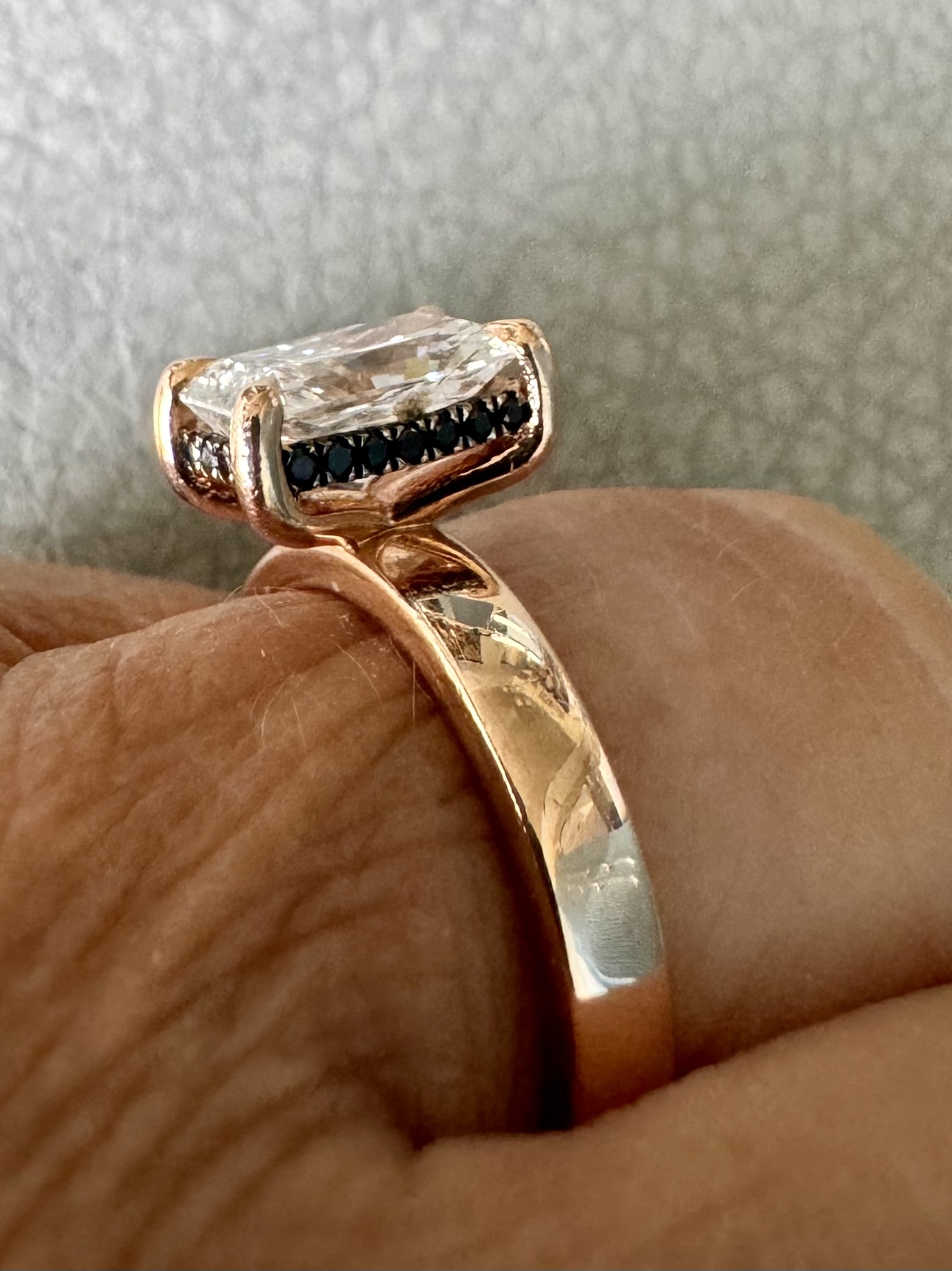 Lab grown radiant cut engagement ring - photo 2