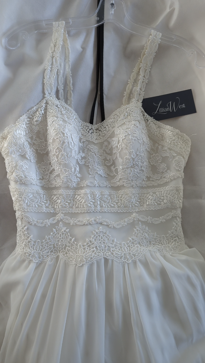 (BRAND NEW) White Wedding Dress -$1200 VALUE!!! thumbnail