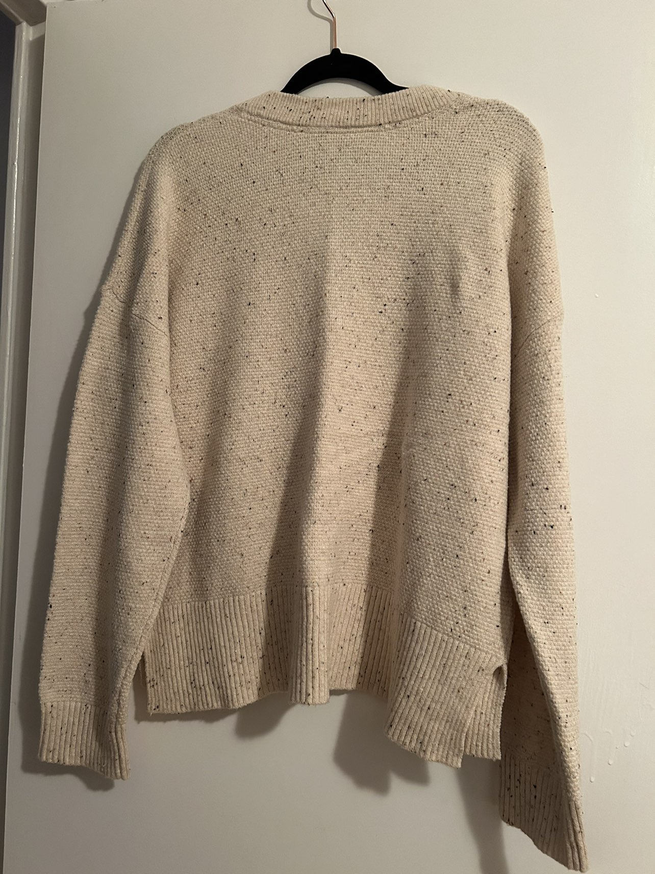 Roots women’s sweater size xl -new with tags- image indicator(4)