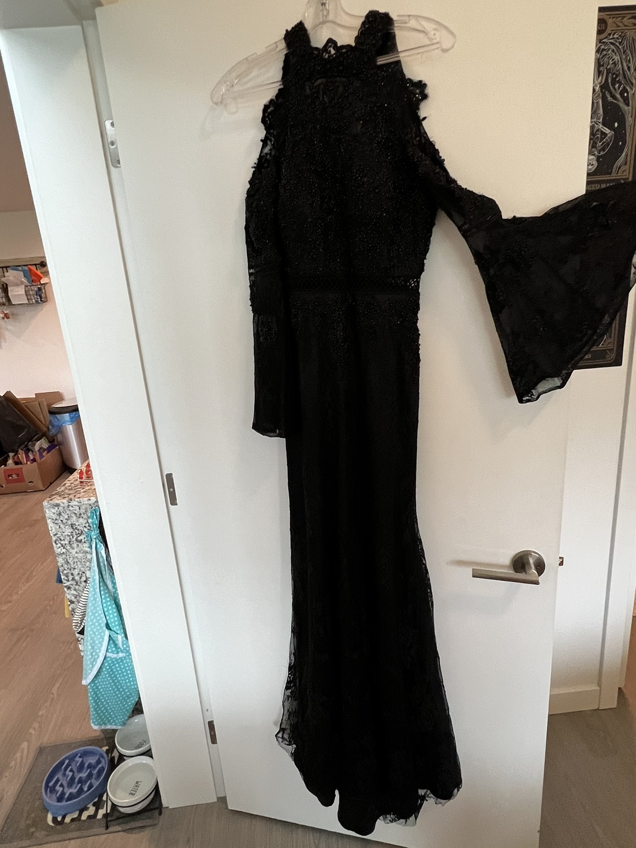 Formal/grad dress image indicator(3)