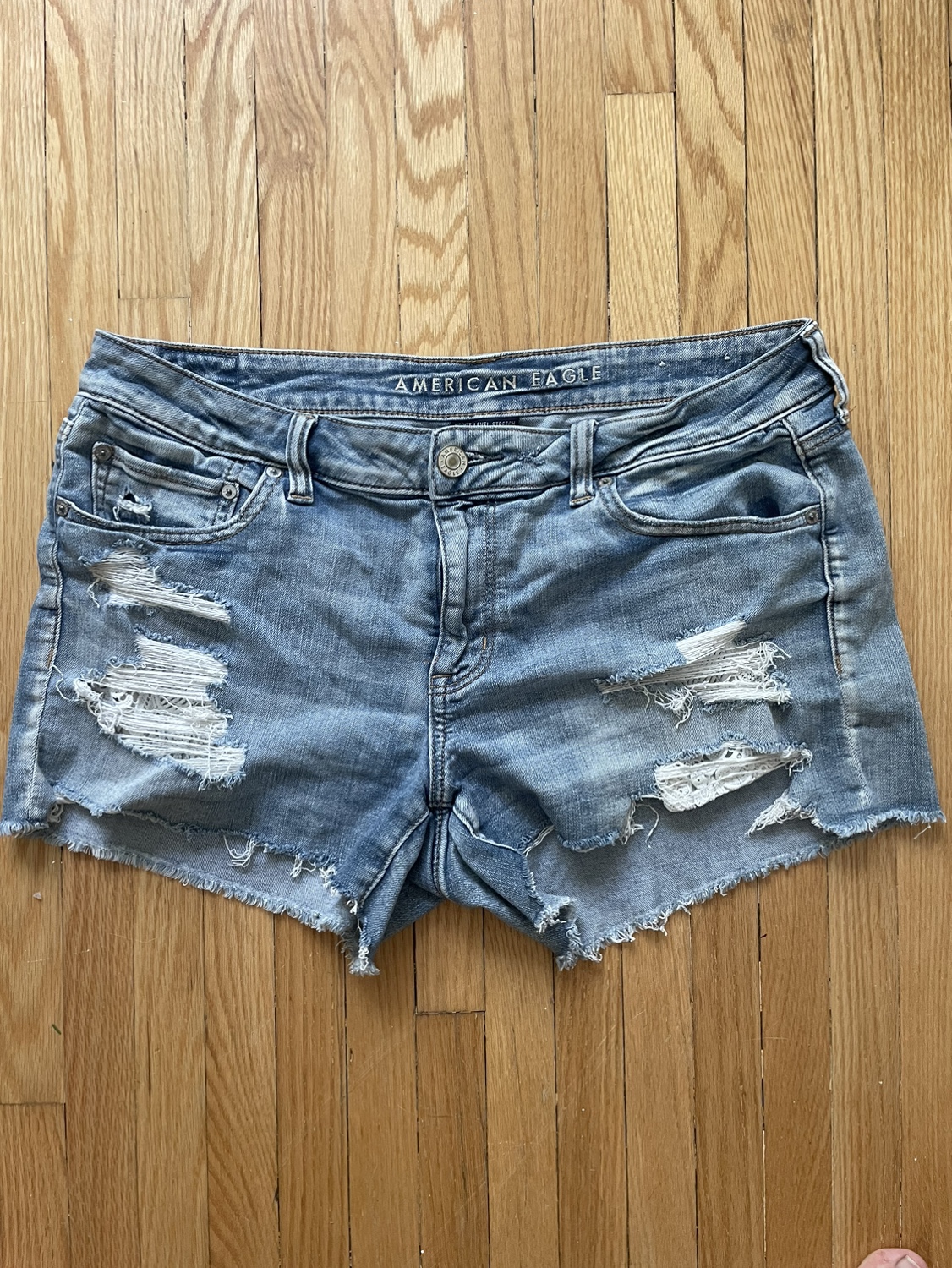 American eagle size 12 Denim shorts  #freecycle thumbnail