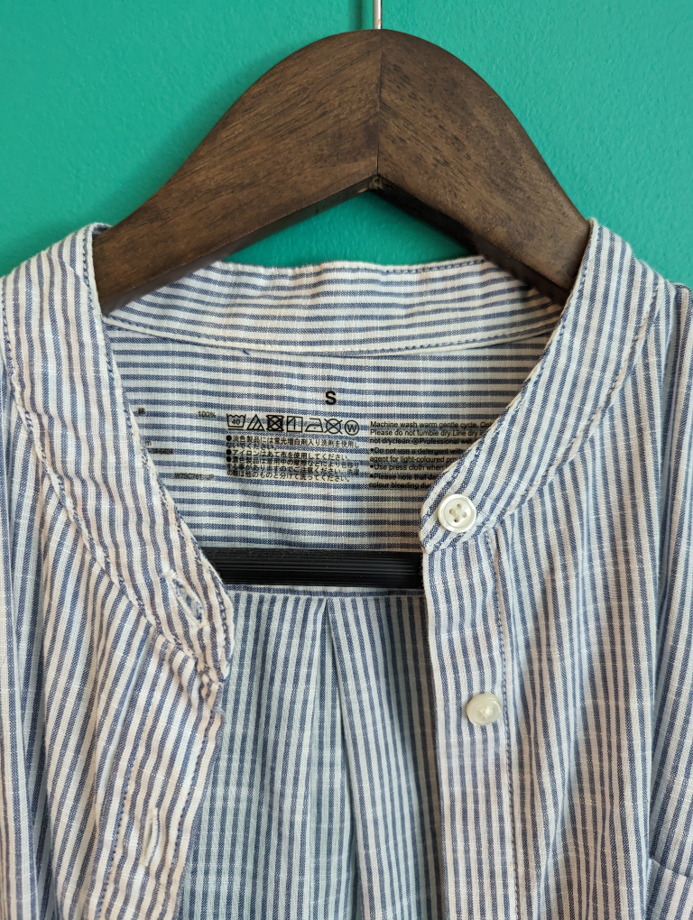 button shirt - photo 2