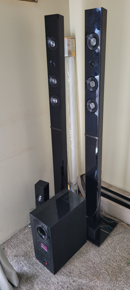 Home theater system thumbnail