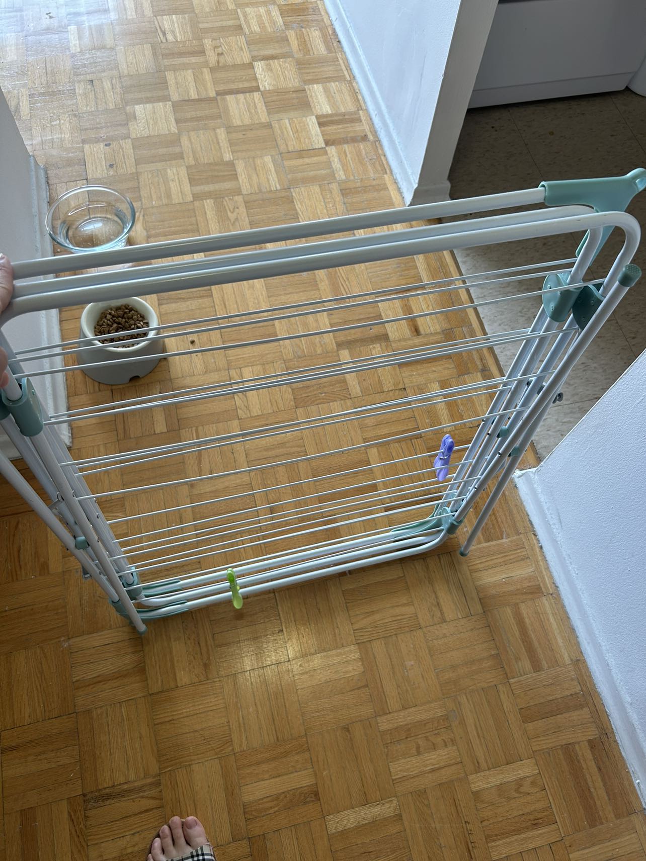Laundry drying rack (until 5/29)