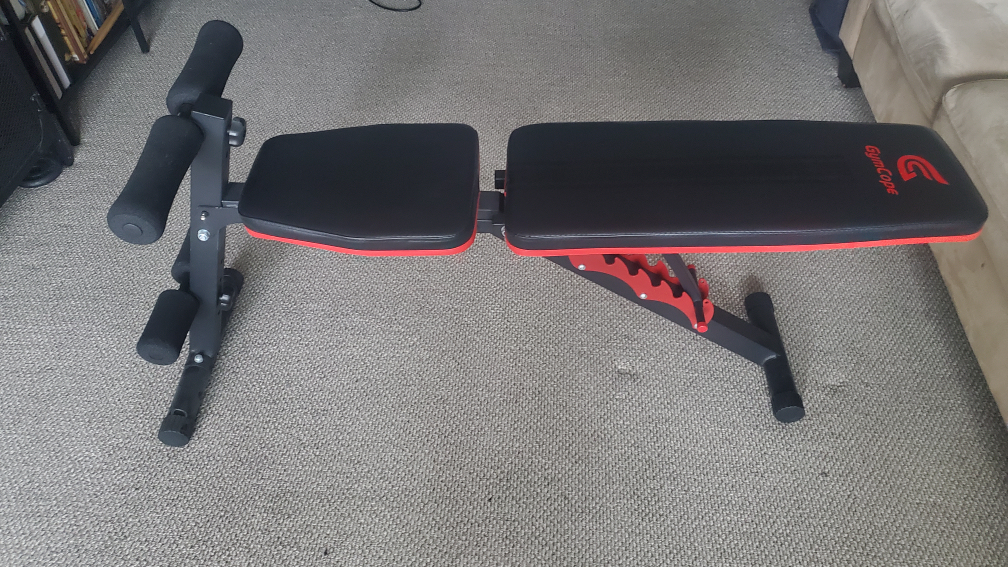 Adjustable weight bench / foldable