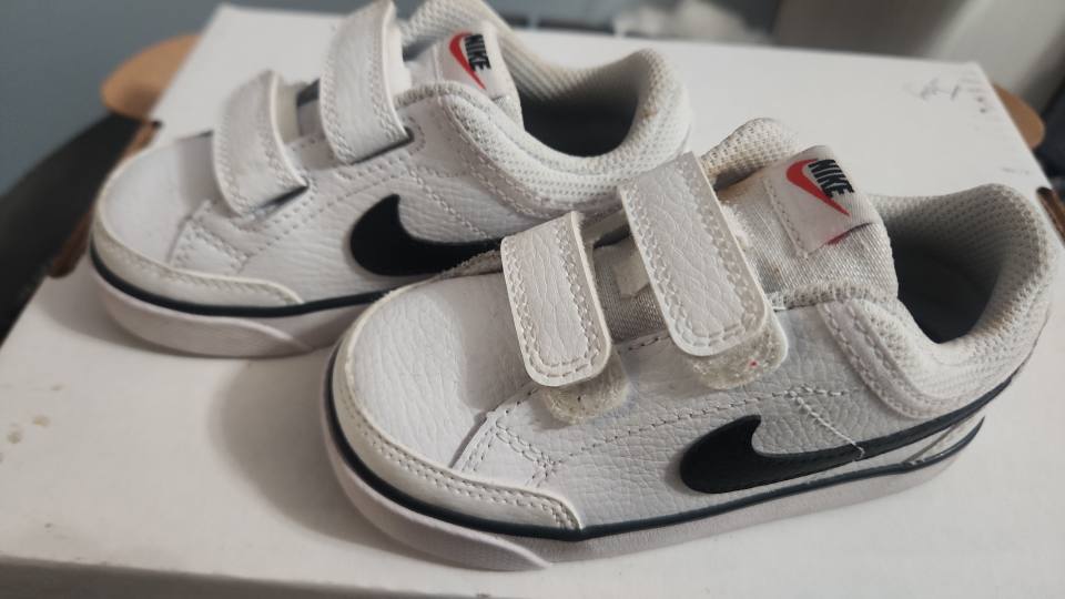 Toddler Nike Capri 3 (White & Black)