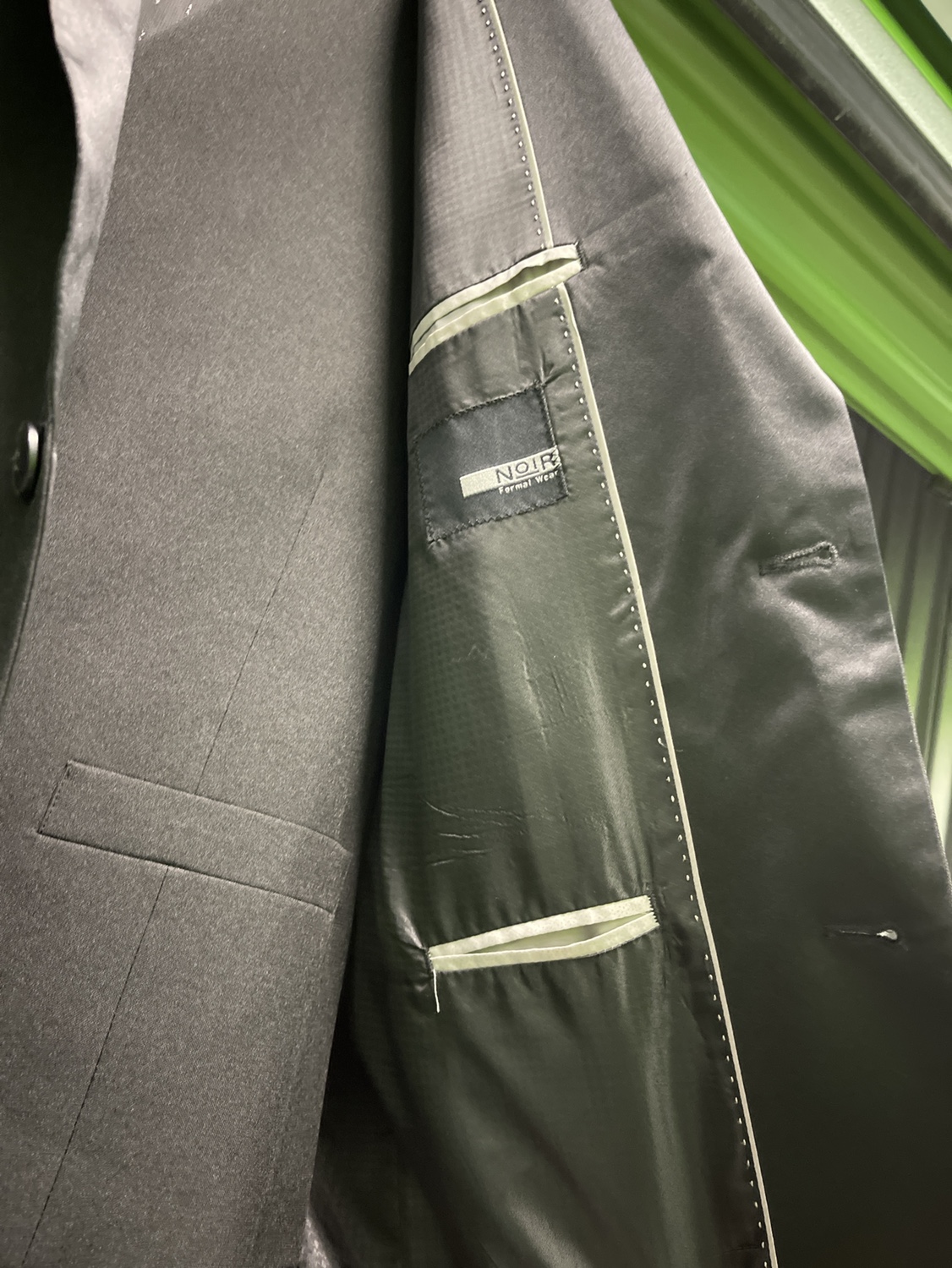 Men’s 3 Piece Suit Blazer, Vest, & Pants image indicator(2)