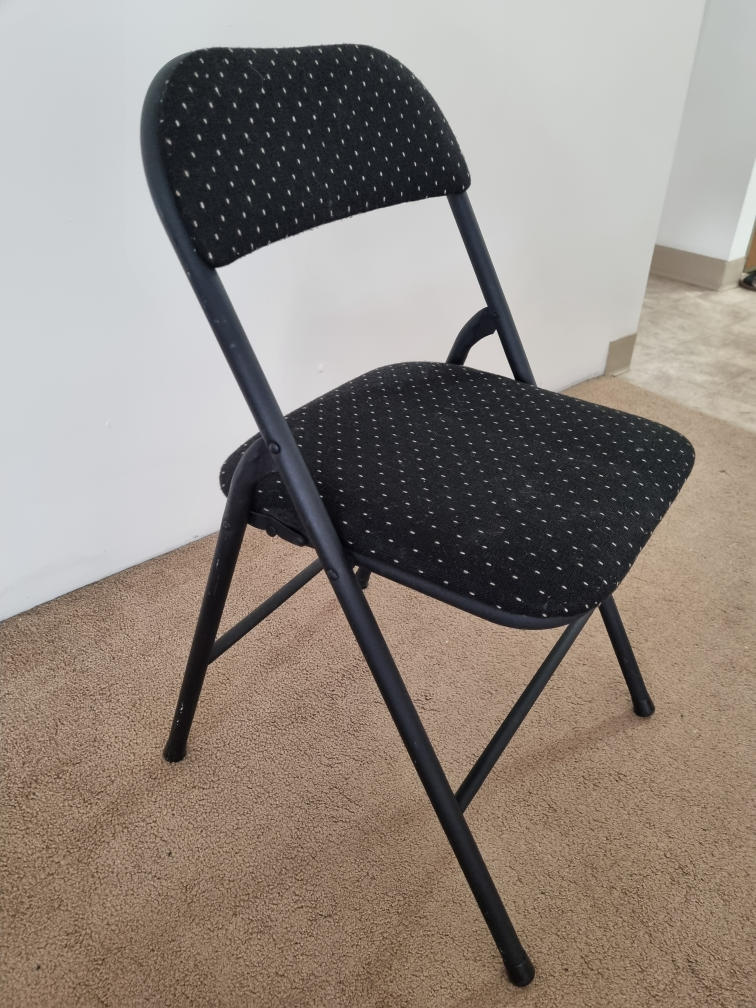 foldable chair - photo 2