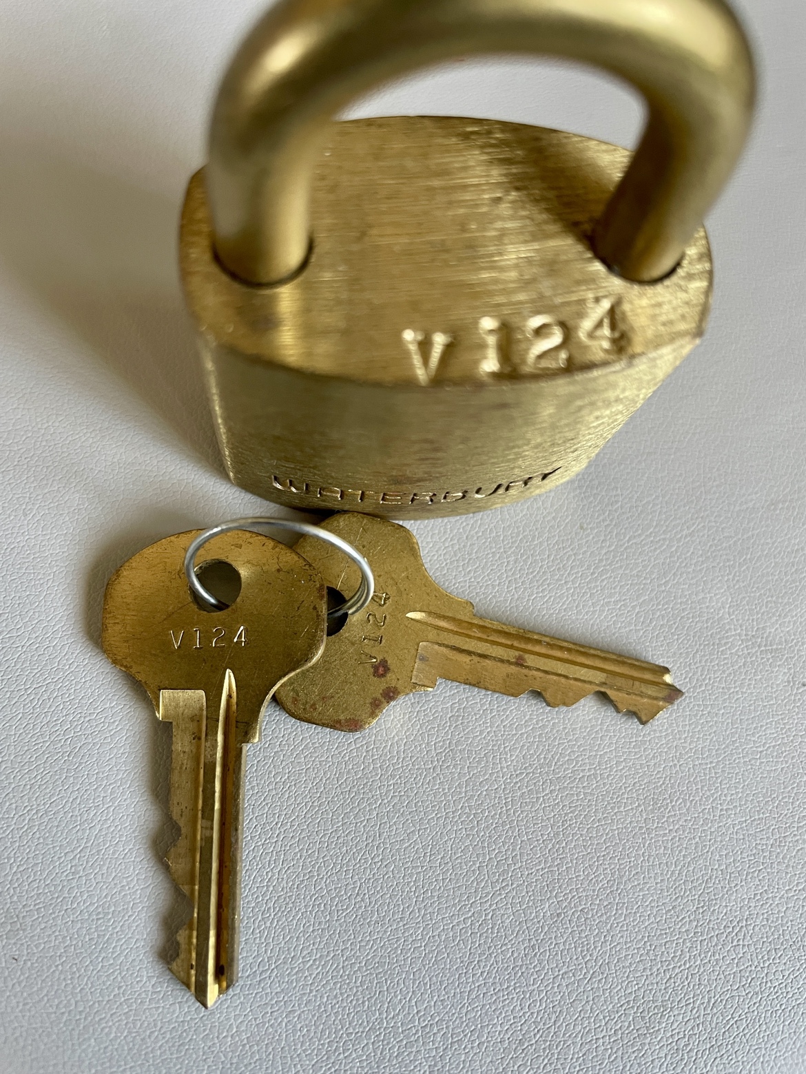 Pair of WATERBURY Vintage US Military Locks with Original keys image indicator(3)
