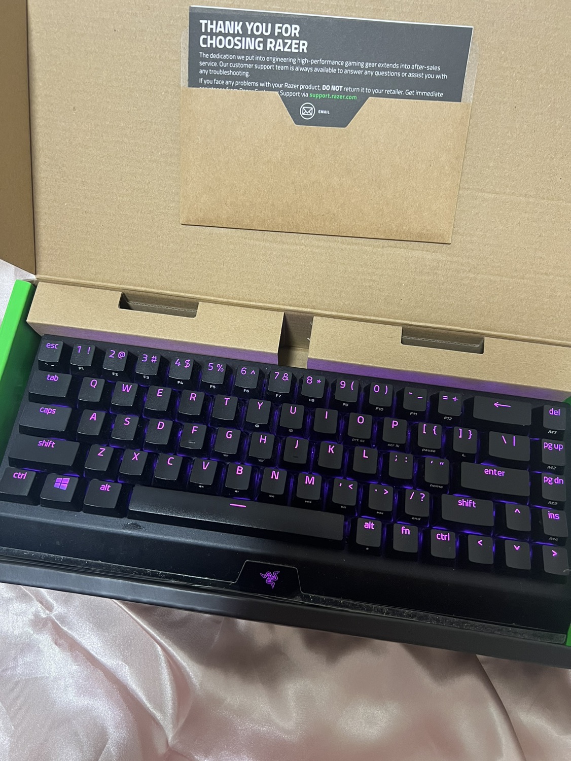 Razer BlackWidowMini Backlit Mechanical Gaming Keyboard image indicator(4)