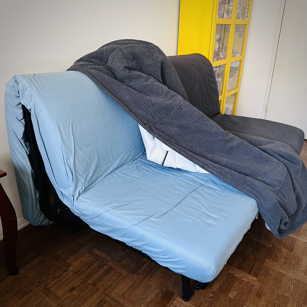 IKEA Sofabed image indicator(9)