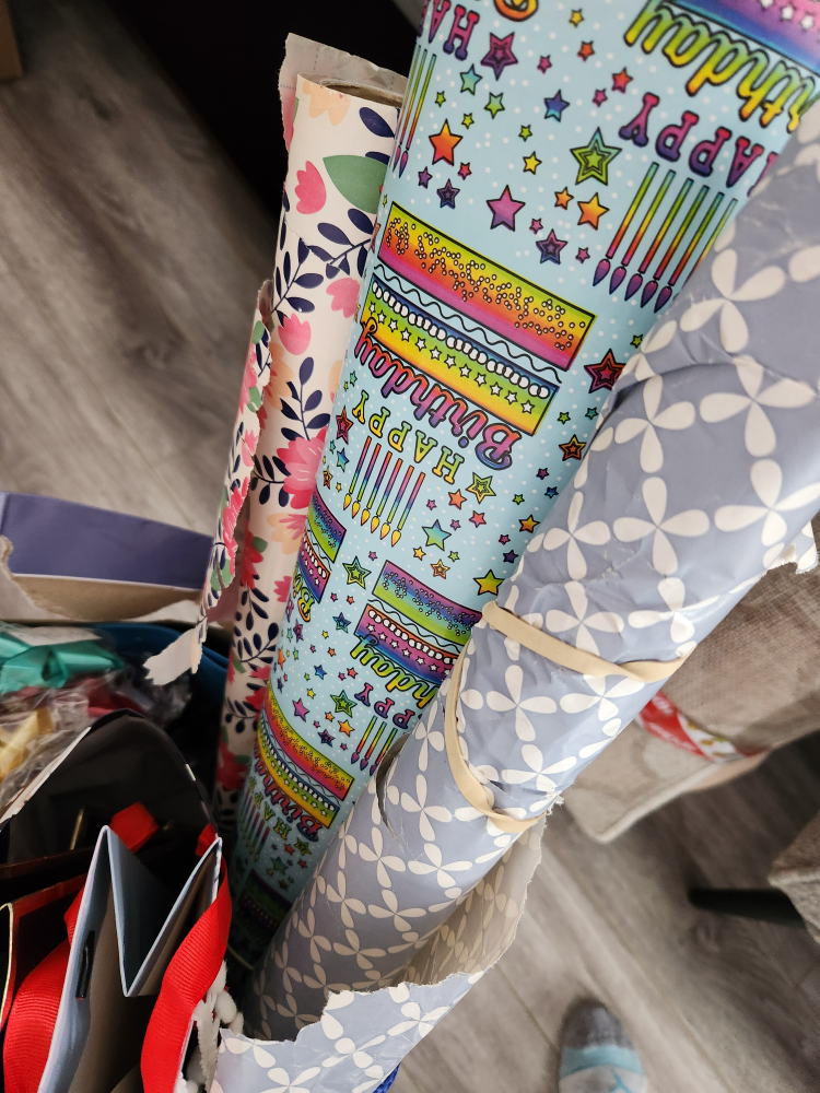 Christmas gift wrapping - photo 2