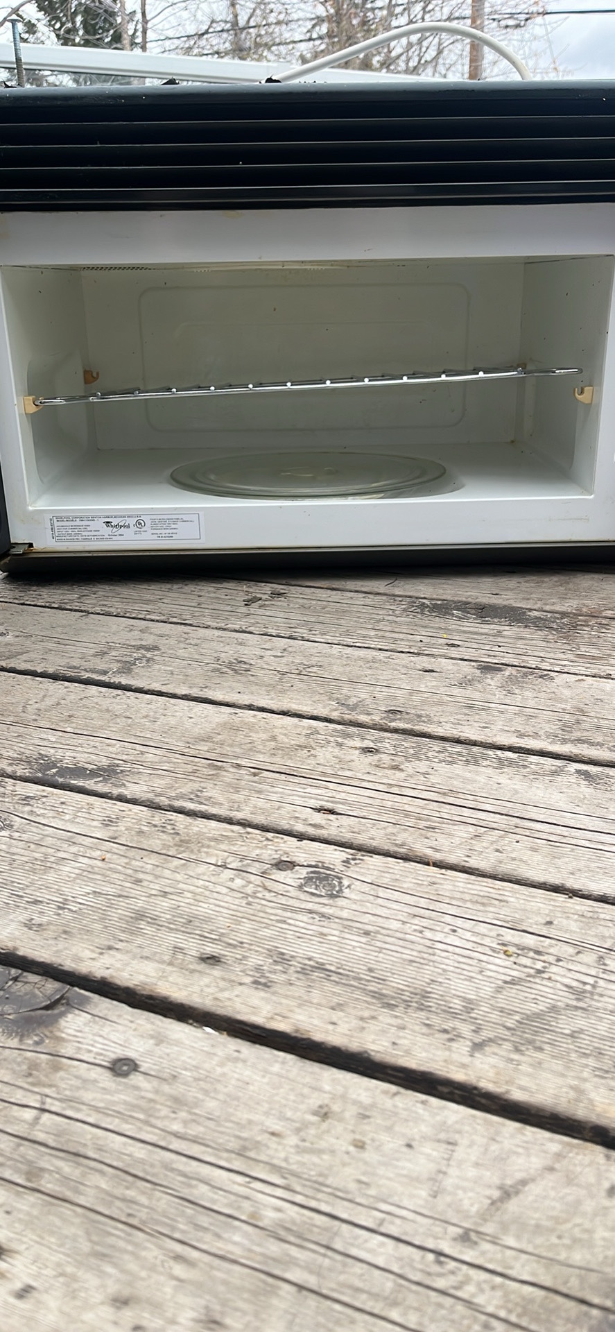 Microwave - photo 2