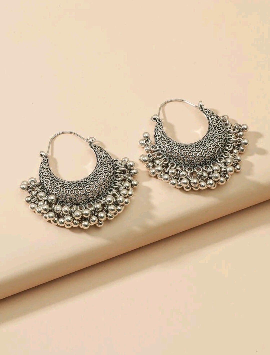 *MAKE ME AN OFFER* Really beautiful Silver Colour Boho earings thumbnail