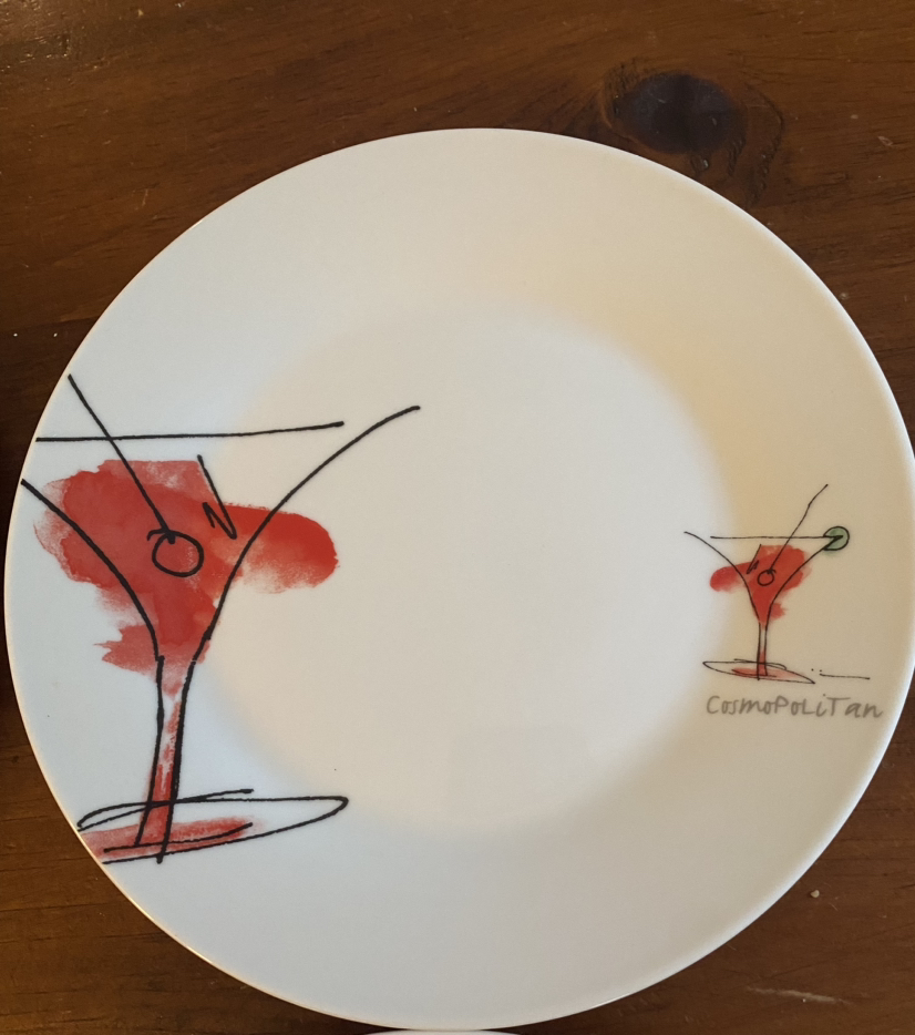 Cocktail party plates, set of 6. Like new image indicator(5)