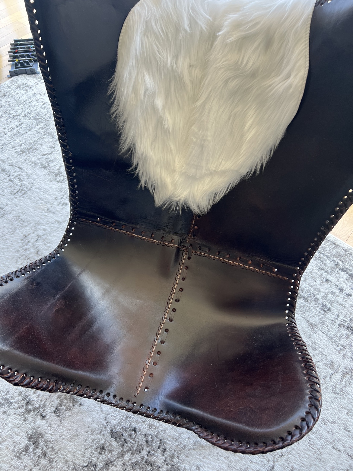 Real leather chair (Moving Sale) - photo 2