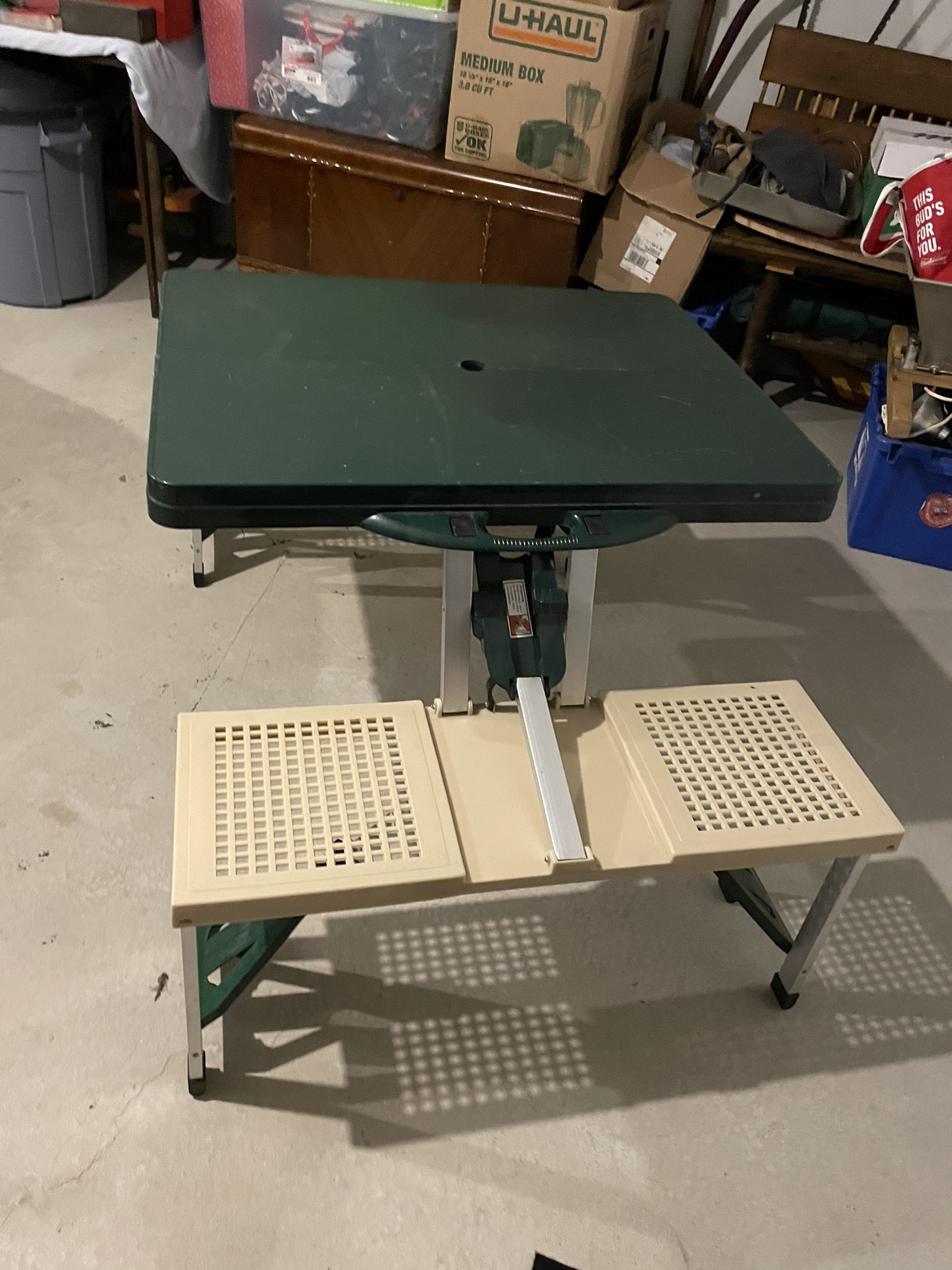 Folding picnic table thumbnail