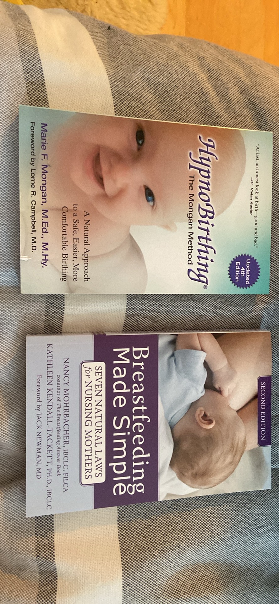 Hypnobirthing and breastfeeding books thumbnail