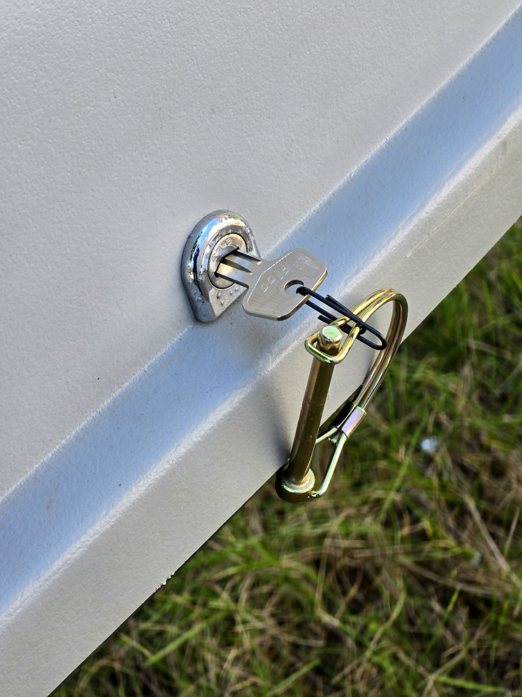 ☆ SportRack Vehicle Cargo Carrier image indicator(4)