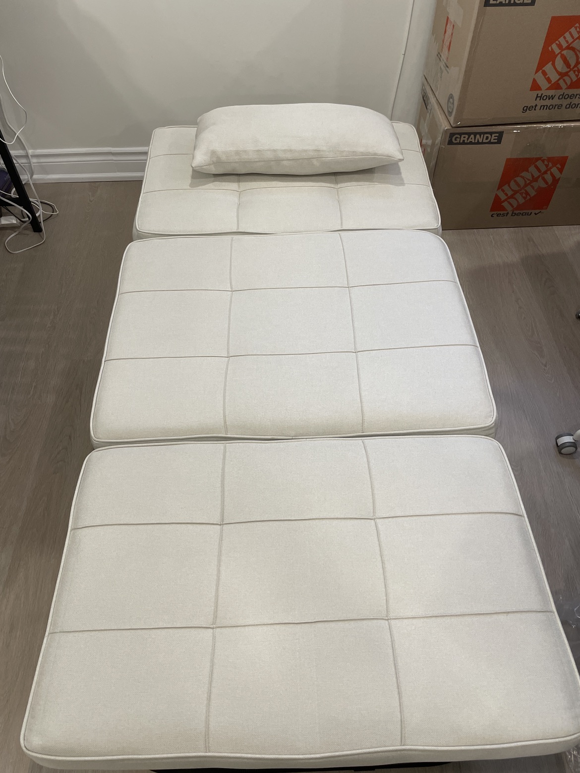 Convertible sleeper sofa - photo 3