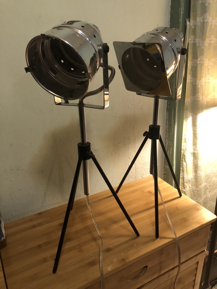 Pair of adjustable tripod table lamps