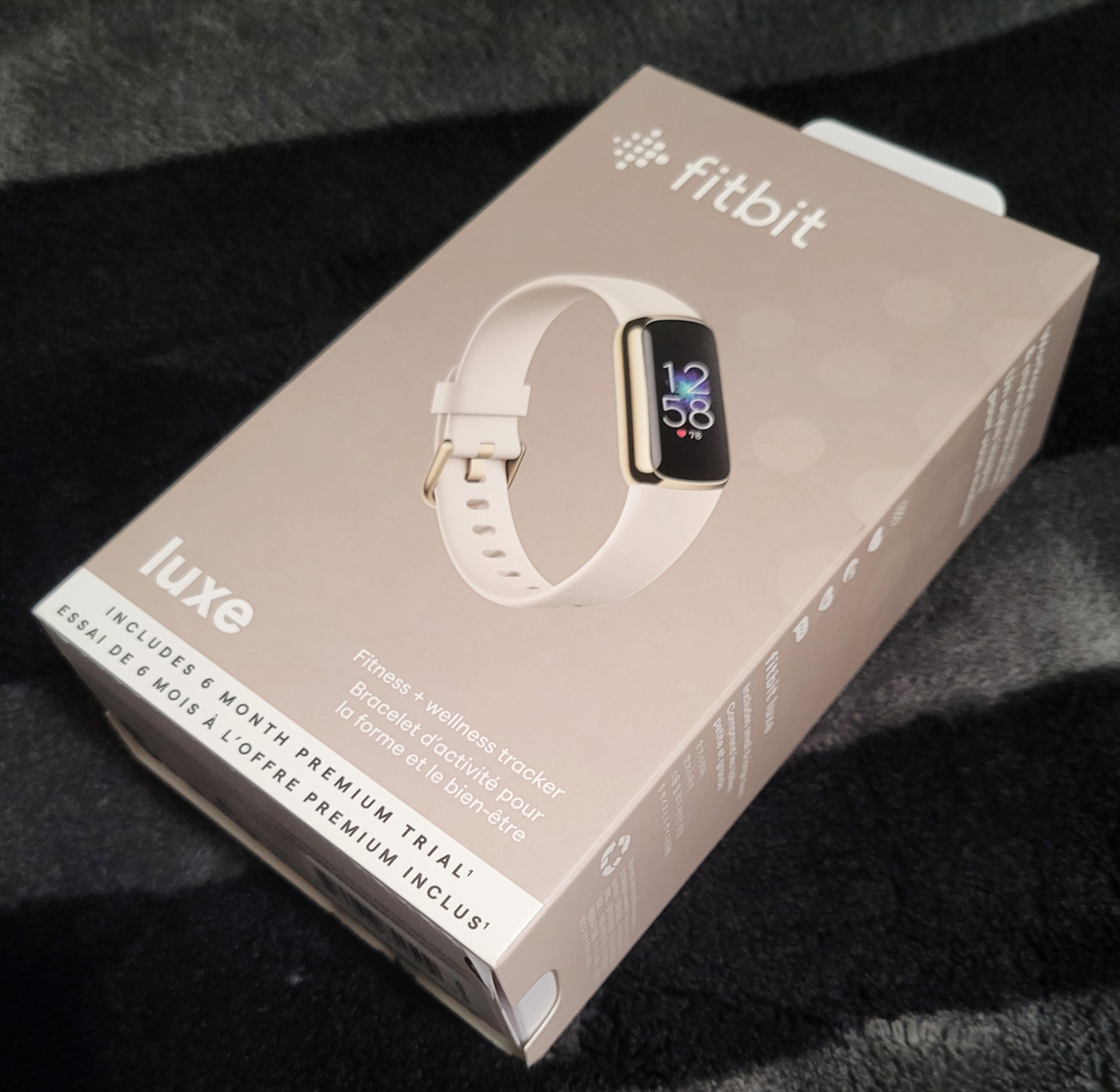 Brand New Fitbit Luxe Smartwatch image indicator(6)