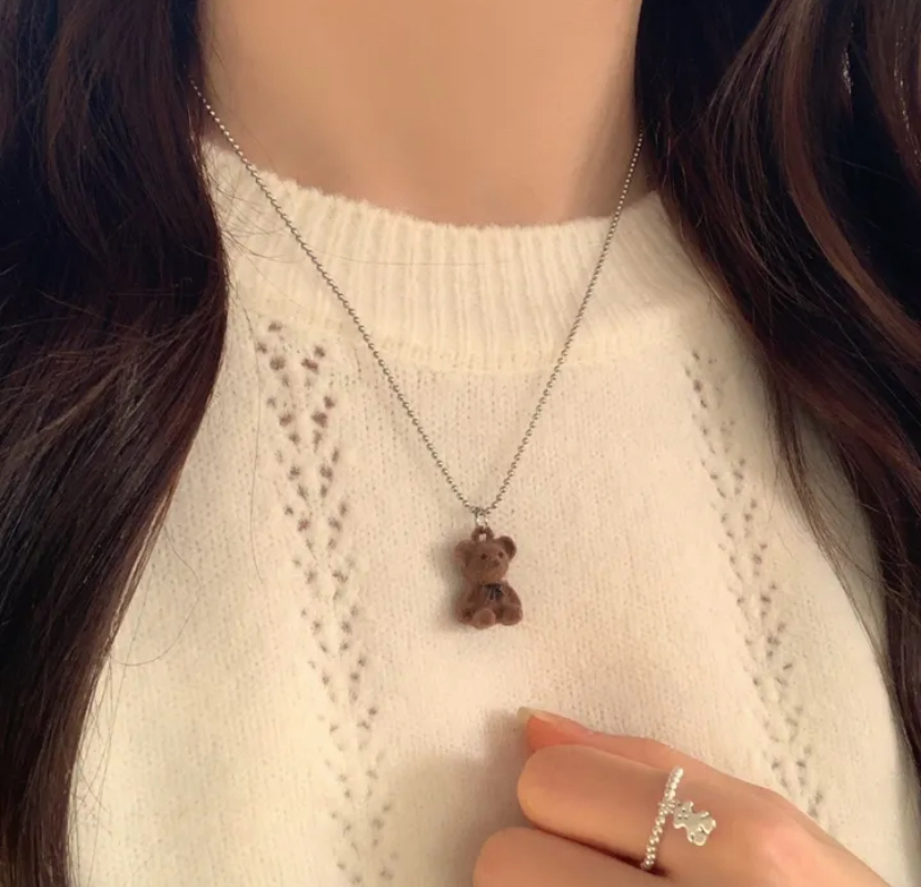 Teddy bear necklace🧸