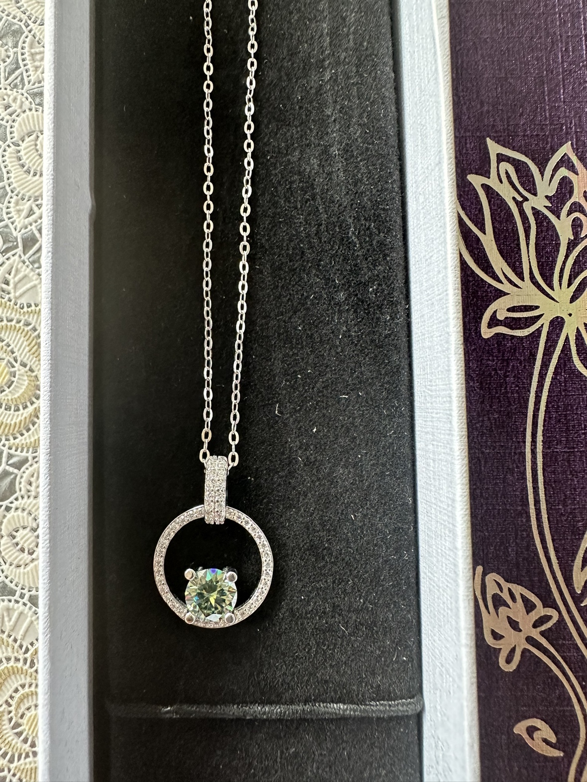Sterling 925 Silver Hypoallergenic Necklace  Moissanit