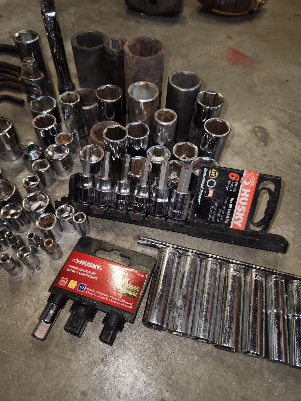 Husky and MasterCraft Socket Lot - photo 2