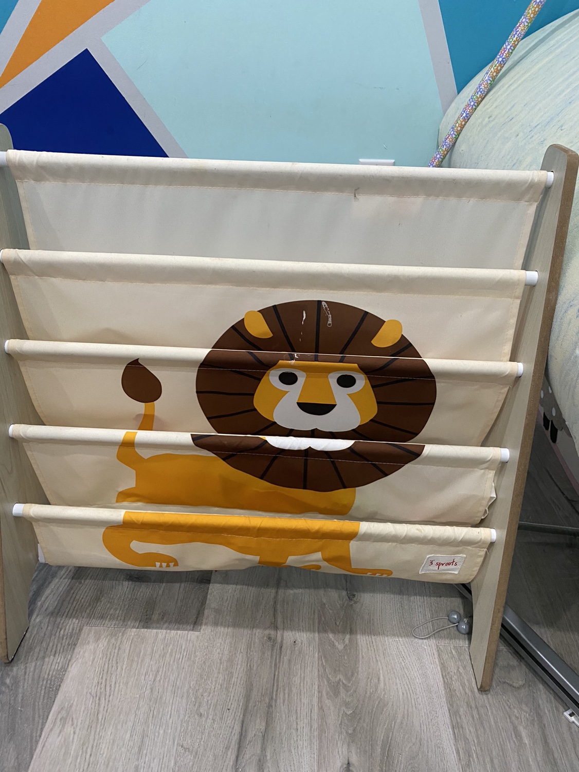 Lion book rock - photo 2