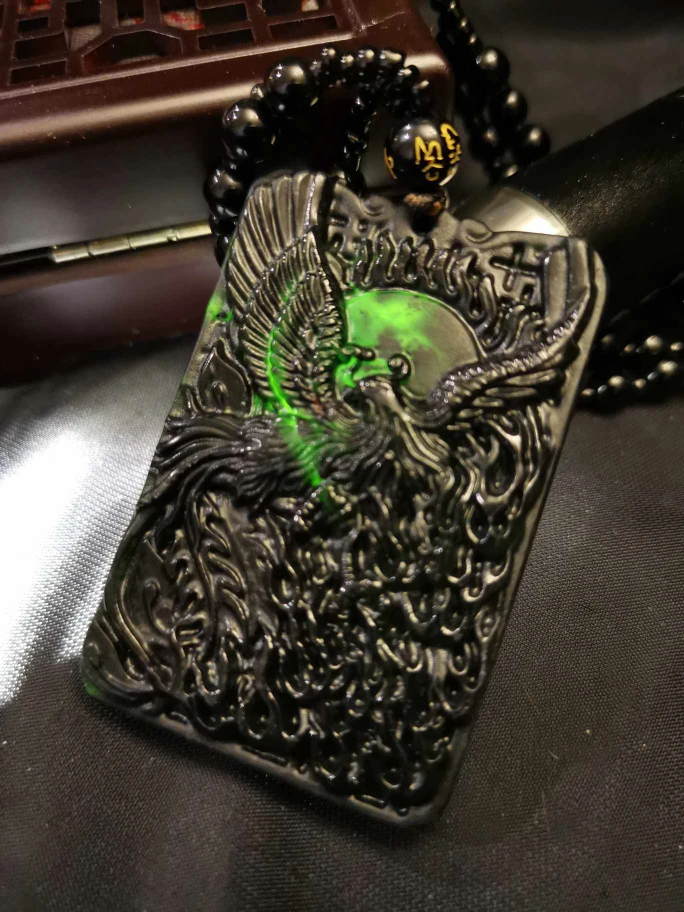 MoCui Jade Pendant (Both-side Carving)