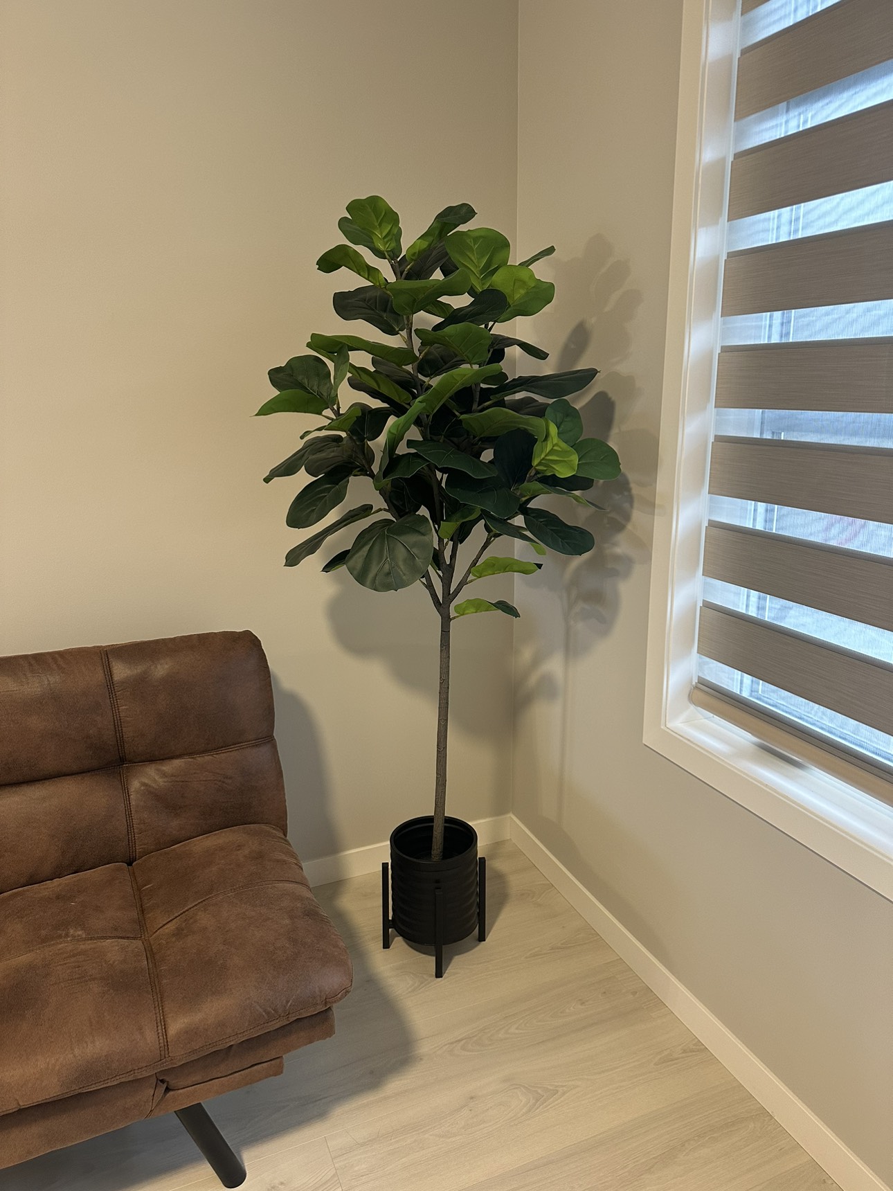 Artificial Plant with pot included!